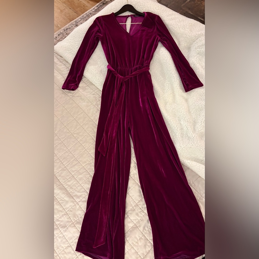 Elegant Dark Magenta Velvet Jumpsuit